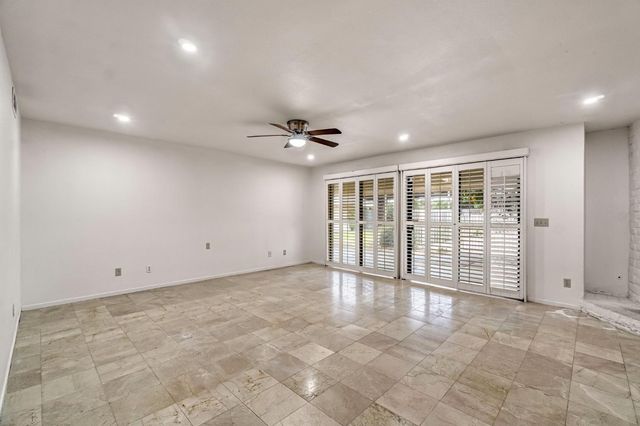 14721 E Tulare Avenue, Sanger, CA 93657