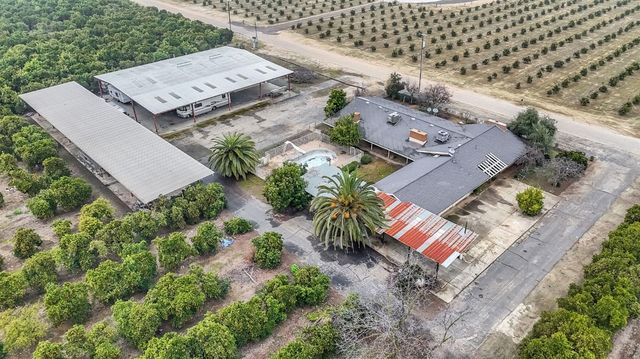 14721 E Tulare Avenue, Sanger, CA 93657