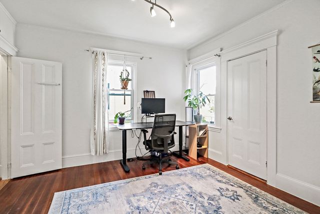 34 Everett Ave 1, Somerville, MA 02145