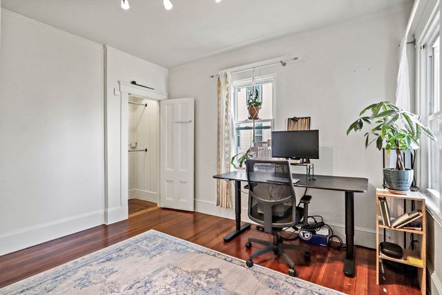 34 Everett Ave 1, Somerville, MA 02145