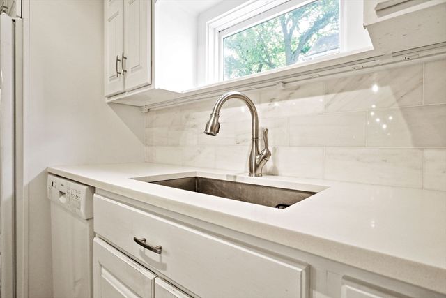 34 Everett Ave 1, Somerville, MA 02145