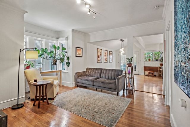 34 Everett Ave 1, Somerville, MA 02145