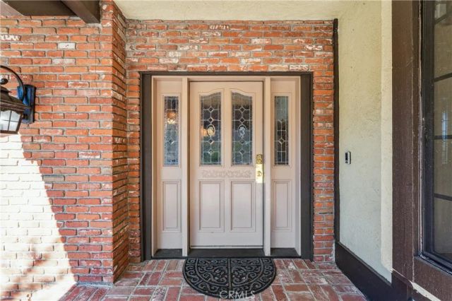 28994 North Shore, Lake Arrowhead, CA 92352