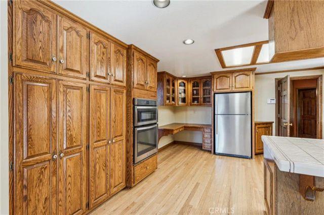 28994 North Shore, Lake Arrowhead, CA 92352