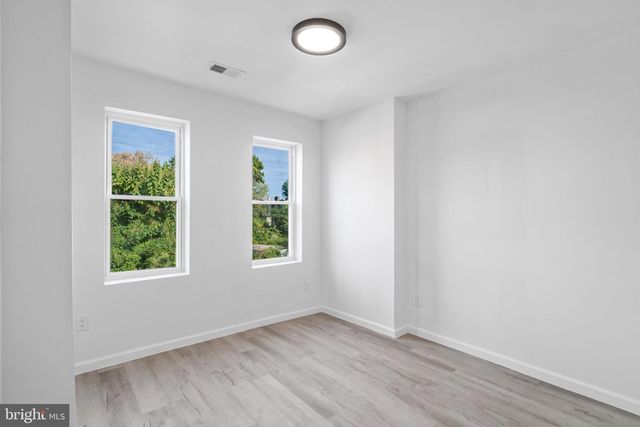 3943 DELL ST, Philadelphia, PA 19140