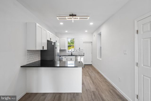 3943 DELL ST, Philadelphia, PA 19140