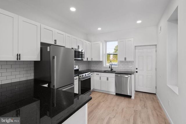3943 DELL ST, Philadelphia, PA 19140