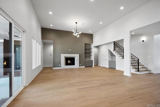 225 Abington Circle, Little Rock, AR 72223