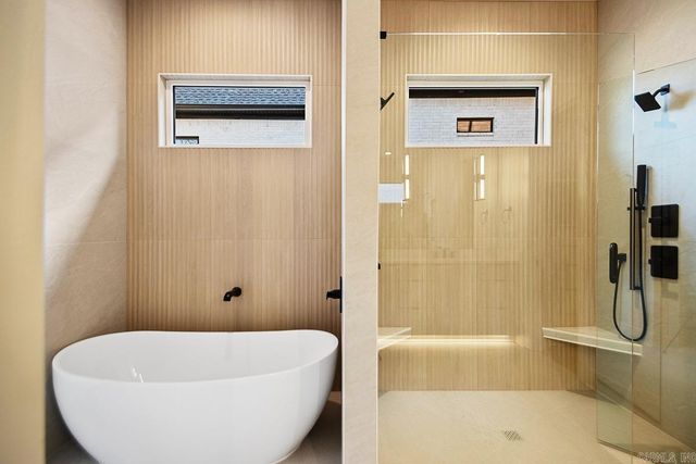 225 Abington Circle, Little Rock, AR 72223