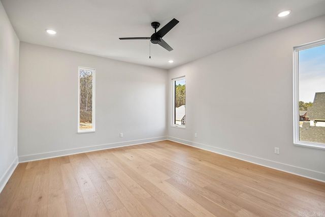 225 Abington Circle, Little Rock, AR 72223