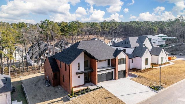 225 Abington Circle, Little Rock, AR 72223