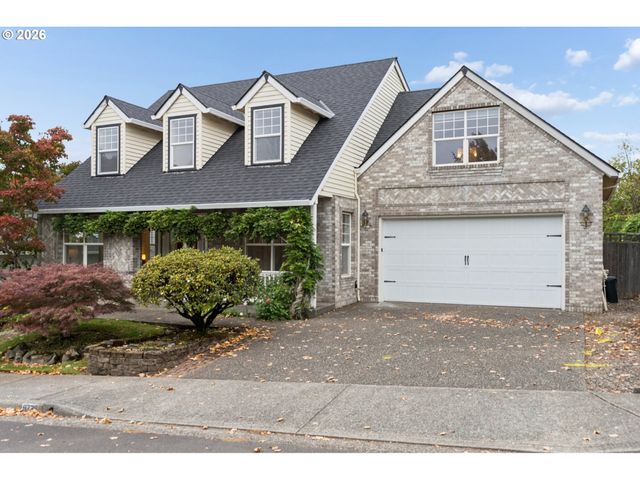 9739 Nw MARING Dr, Portland, OR 97229