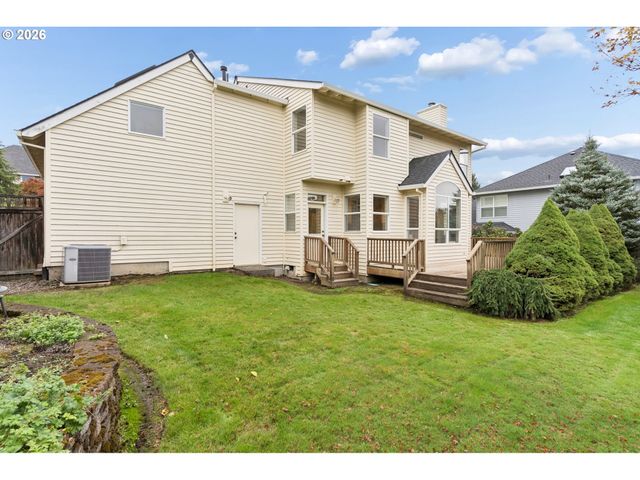 9739 Nw MARING Dr, Portland, OR 97229