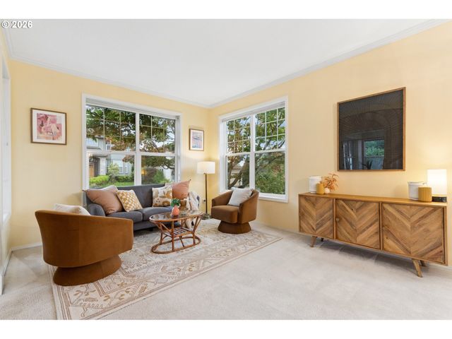 9739 Nw MARING Dr, Portland, OR 97229