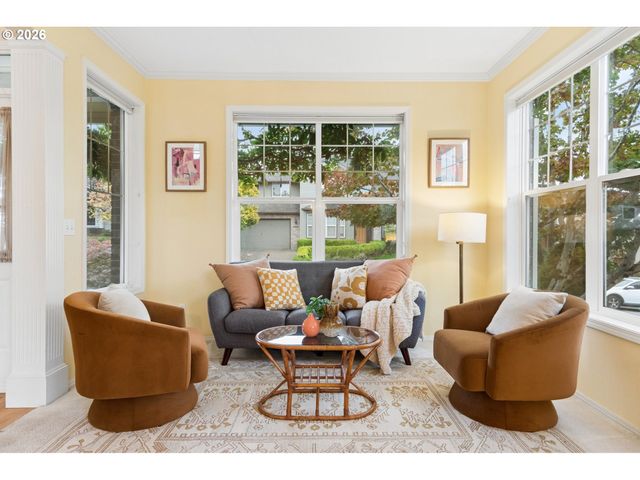 9739 Nw MARING Dr, Portland, OR 97229