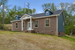 613 Hill Rd, Clarksville, TN 37040