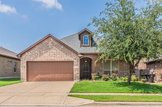 3033 Beaver Creek Drive, Fort Worth, TX 76177