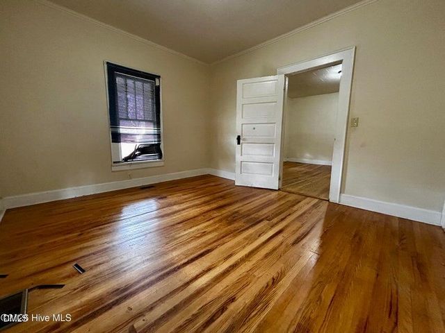 12181 Oak Avenue, Bailey, NC 27807