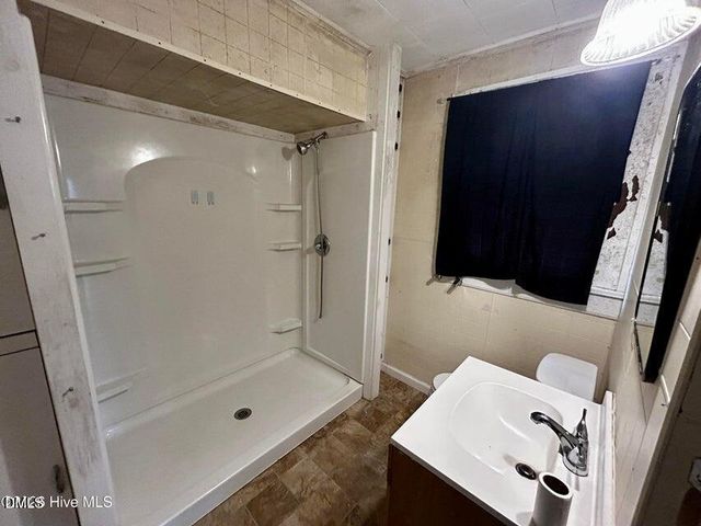 12181 Oak Avenue, Bailey, NC 27807