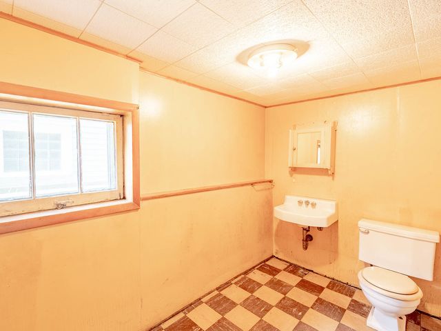 5641 W Patterson Avenue, Chicago, IL 60634