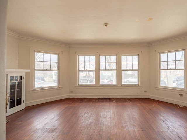 5641 W Patterson Avenue, Chicago, IL 60634