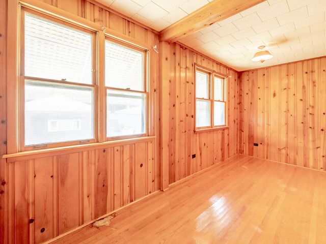 5641 W Patterson Avenue, Chicago, IL 60634