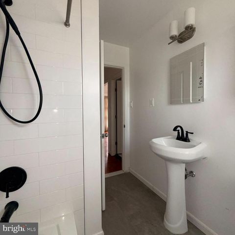 8918 VIRGINIA AVE, Manassas, VA 20110