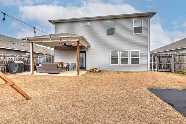 4866 W Hoover Loop, Fayetteville, AR 72704