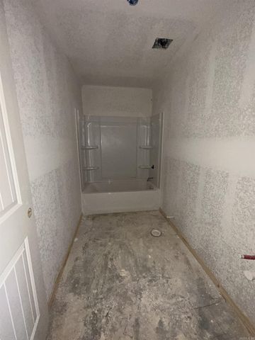 7008 Potomac Trail, Bauxite, AR 72011