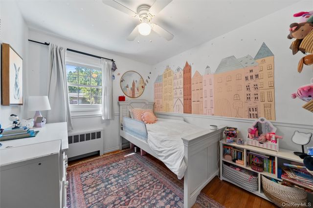 5 Magnolia Lane, Miller Place, NY 11764