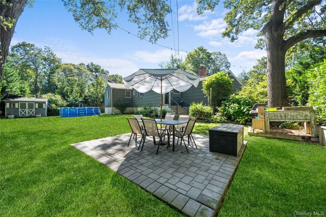 5 Magnolia Lane, Miller Place, NY 11764