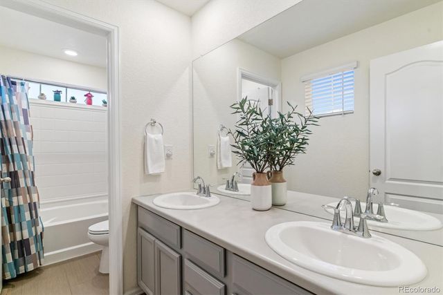 1262 High Point Trail, Elizabeth, CO 80107