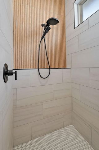 6041 S Dollison Avenue, Springfield, MO 65810