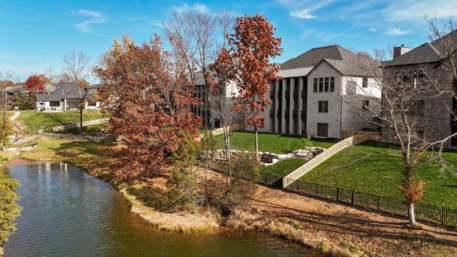 6041 S Dollison Avenue, Springfield, MO 65810