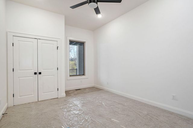 6041 S Dollison Avenue, Springfield, MO 65810