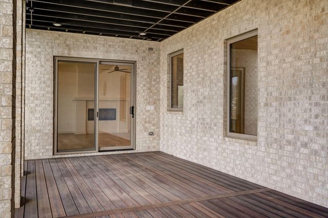 6041 S Dollison Avenue, Springfield, MO 65810