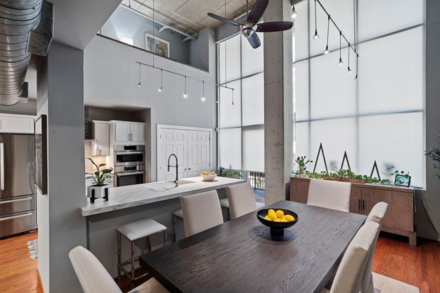 6007 Memorial Drive 202, Houston, TX 77007