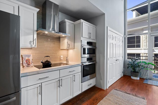 6007 Memorial Drive 202, Houston, TX 77007