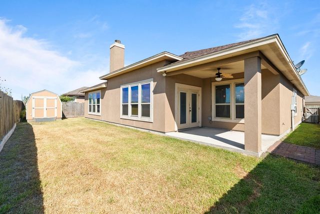 8234 Merlin Pl, Corpus Christi, TX 78414