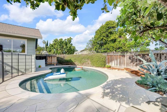 1060 Shandwick Court, San Jose, CA 95136