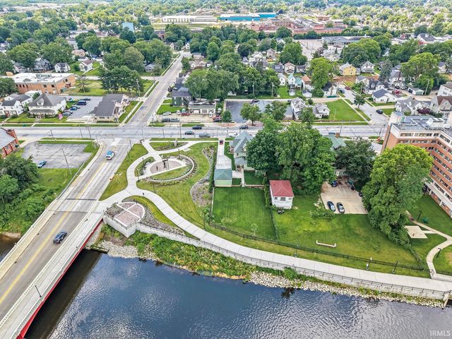 518 E Lincoln Way, Mishawaka, IN 46544