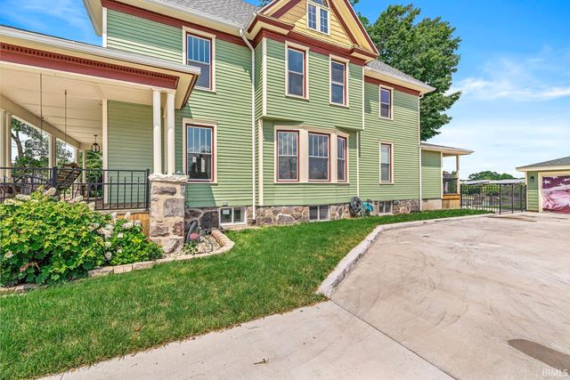 518 E Lincoln Way, Mishawaka, IN 46544