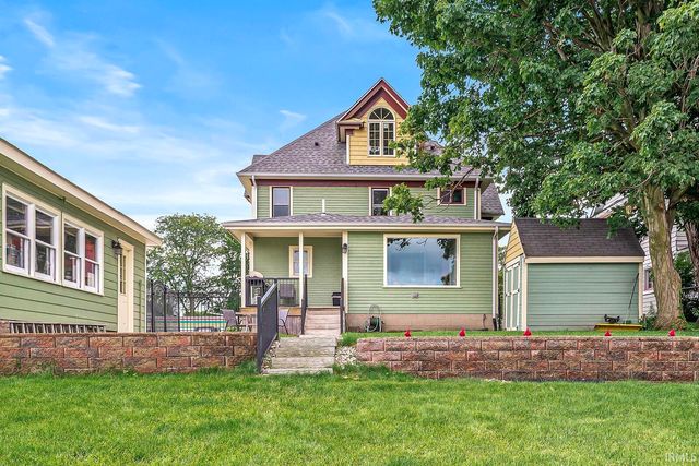 518 E Lincoln Way, Mishawaka, IN 46544