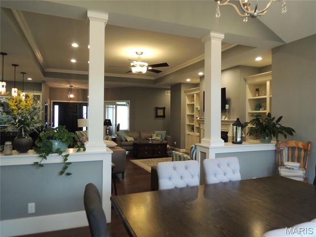 1021 Savannah Way, Greenville, IL 62246