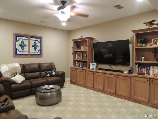 1021 Savannah Way, Greenville, IL 62246