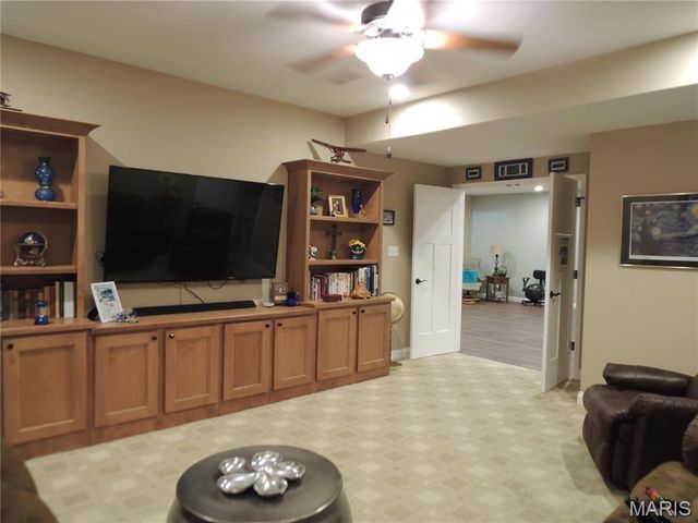 1021 Savannah Way, Greenville, IL 62246
