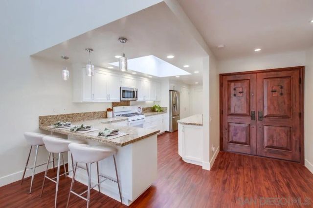 2152 Caminito Circulo Sur, La Jolla, CA 92037