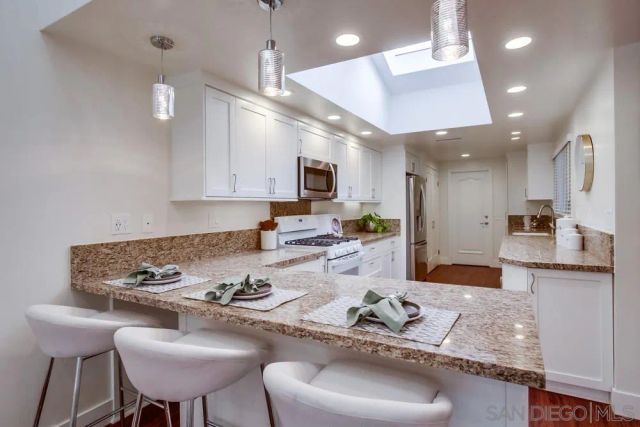 2152 Caminito Circulo Sur, La Jolla, CA 92037