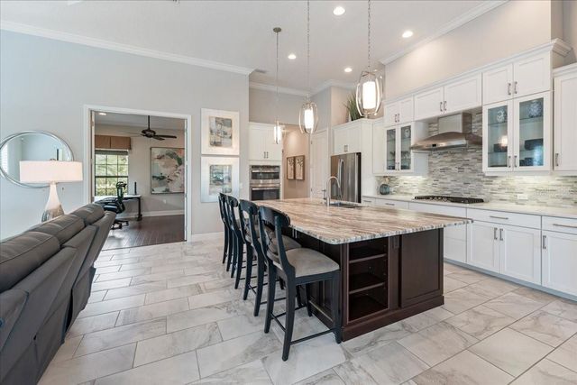 15406 CASTLE PARK TERRACE, Bradenton, FL 34202