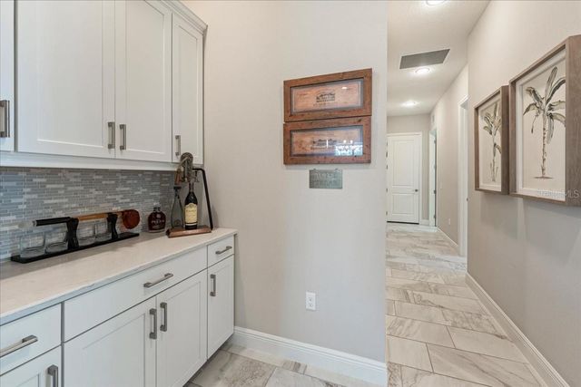 15406 CASTLE PARK TERRACE, Bradenton, FL 34202